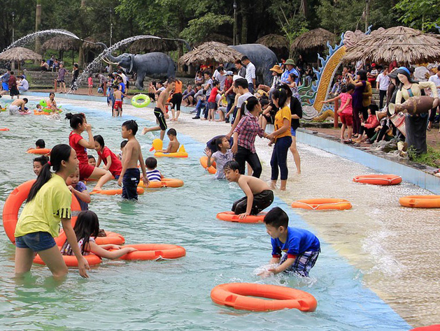 Khu du lịch sinh thái Khoang Xanh – Suối Tiên